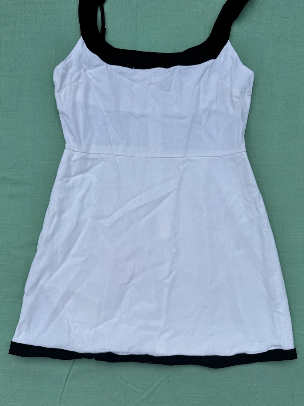 2bella White Black Contrast Trim Mini Dress Size M Y2K 90s Mod